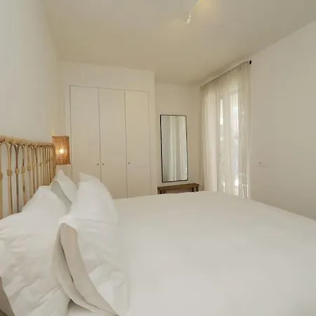 アパート Luxury 2br Retreat With Pool & Sunset Garden カバナス・デ・タビラ